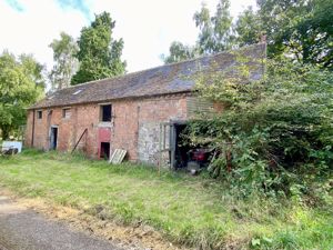 Barn- click for photo gallery